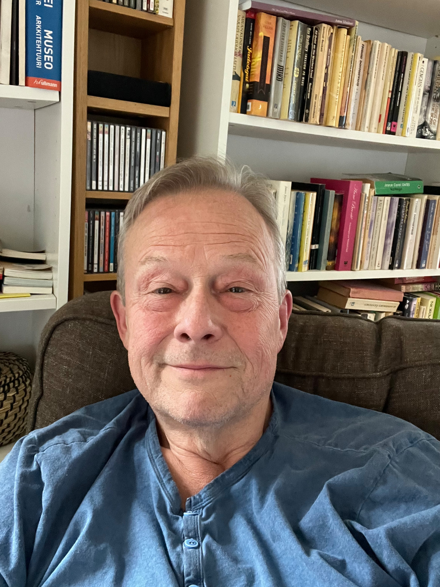 Stefan Sandström, författare